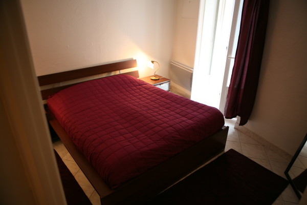 thekeylady-holiday-rental-cannes-borniol-double-bedroom