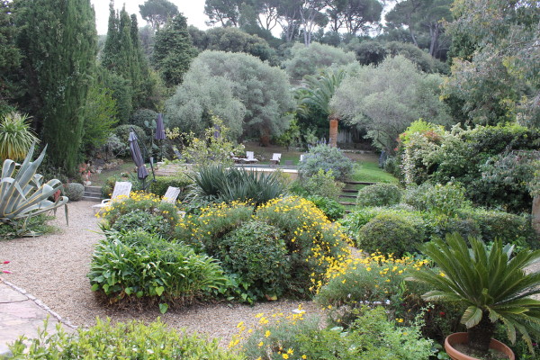 thekeylady-holiday-rental-la-tour-villa-cap-d-antibes-garden
